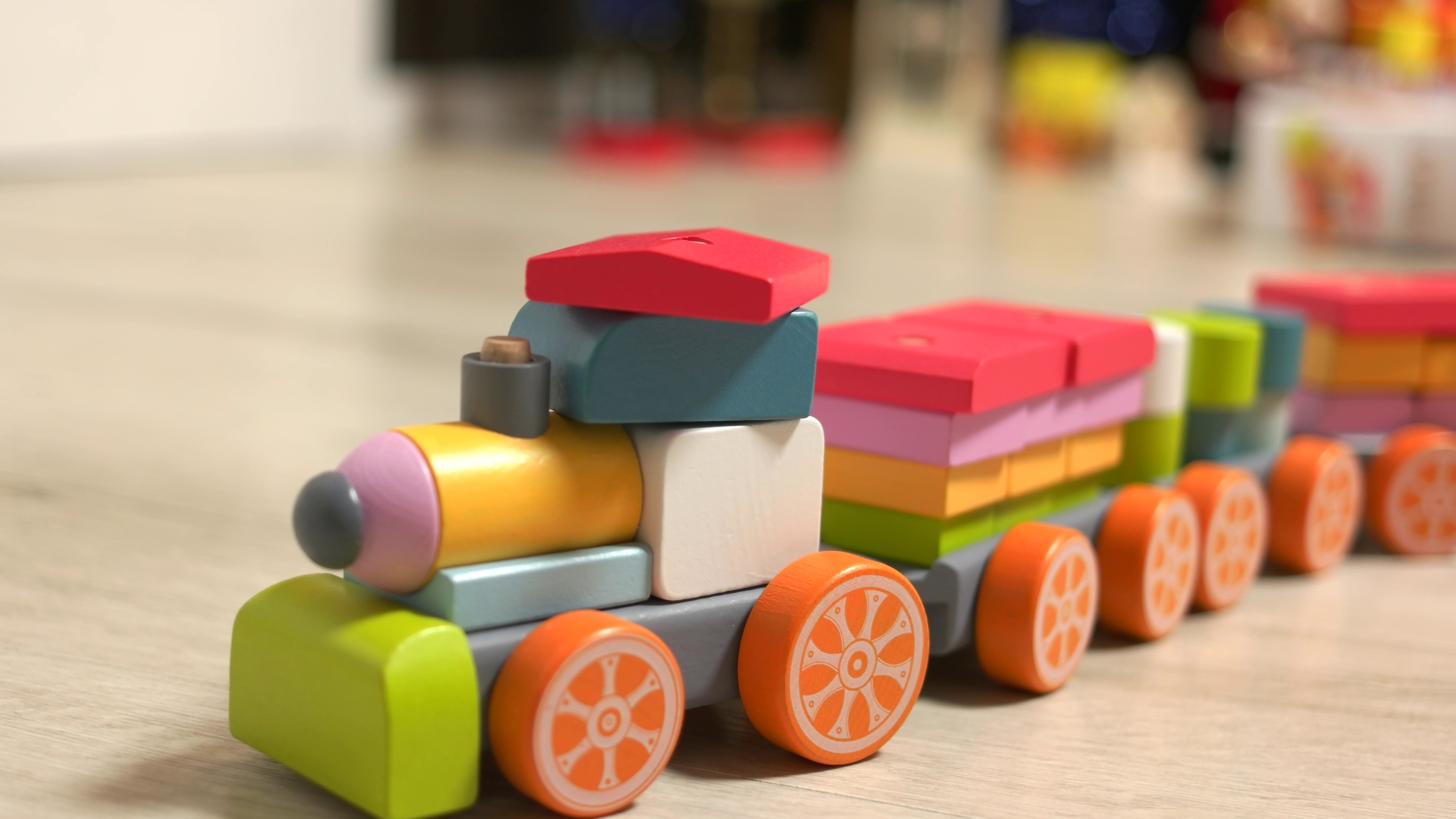 Educator Mahnaz Mona Ghavidel suspended for abusing toddler, falsifying injury report